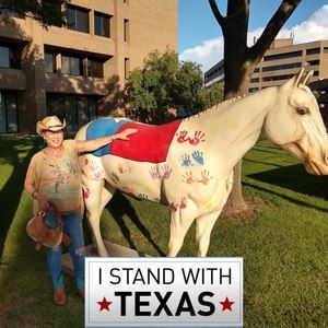 Meet your Posher, Nora